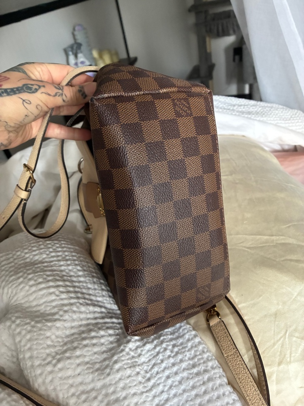 Louis Vuitton Brown and Crème Clapton Bag - Picture 5 of 14